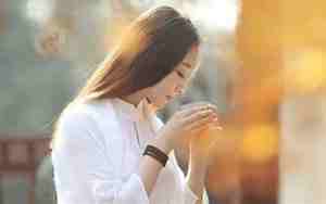 女人分手后断联的心理